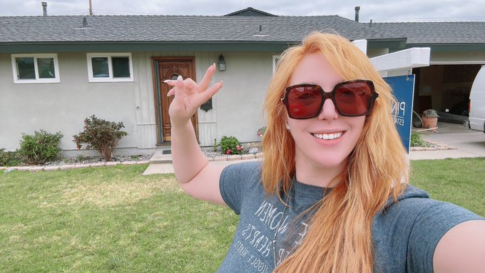 So I bought a house in LA!   I'm moving back baby! ❤️  I'm so excited! https://t.co/XN53isInRO<a href="/tag/newprofilepic"class="tags"><span>#newprofilepic</span></a>