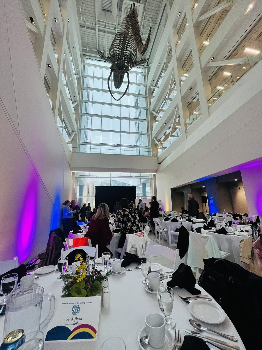 Taking in the <a href="/AACUSS/">AACUSS</a> closing banquet at the CSF whale atrium. Hats off to the conference committee for a great week! #UnmuteReboot
