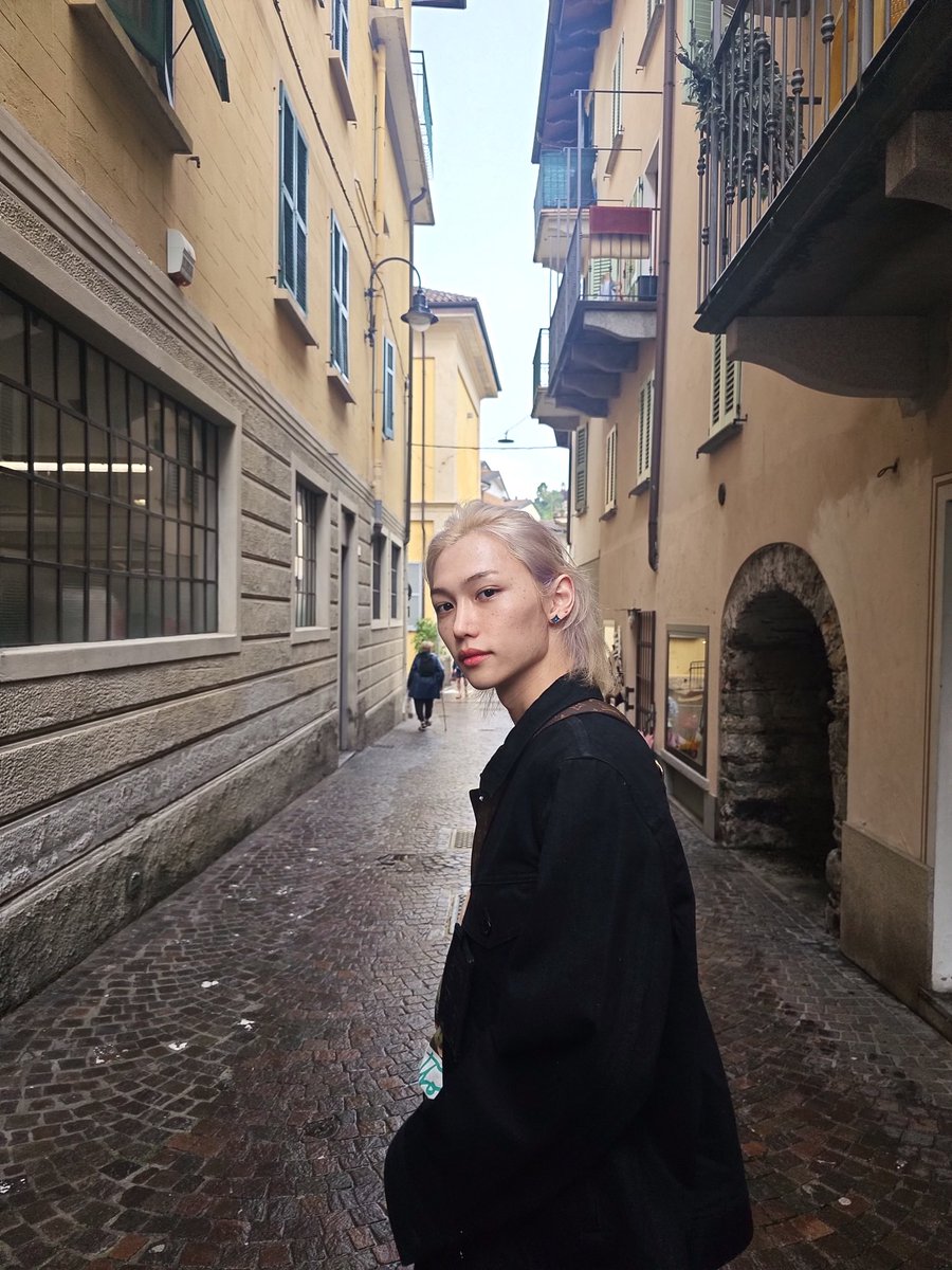 8KIZS's tweet photo. Felix just sent photos on 🫧 : https://t.co/92N98xEQth