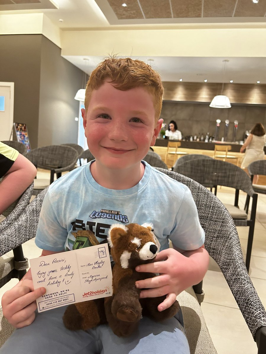 @jet2tweets Huge tears of joy here! We massively owe Enrique for the constant trying to solve our missing panda, two days later he’s at our hotel on the second coach of the day ❤️ 
We loved the little postcard too!

#missingpanda #thankyou #jet2holidays