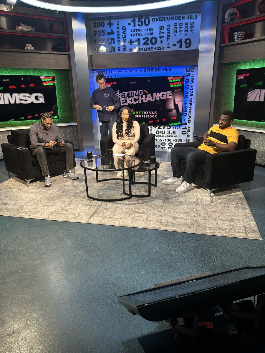 Khristina's tweet image. Tune in tonight at 6:30pm to The Betting Exchange on @MSGNetworks @msgplusminus