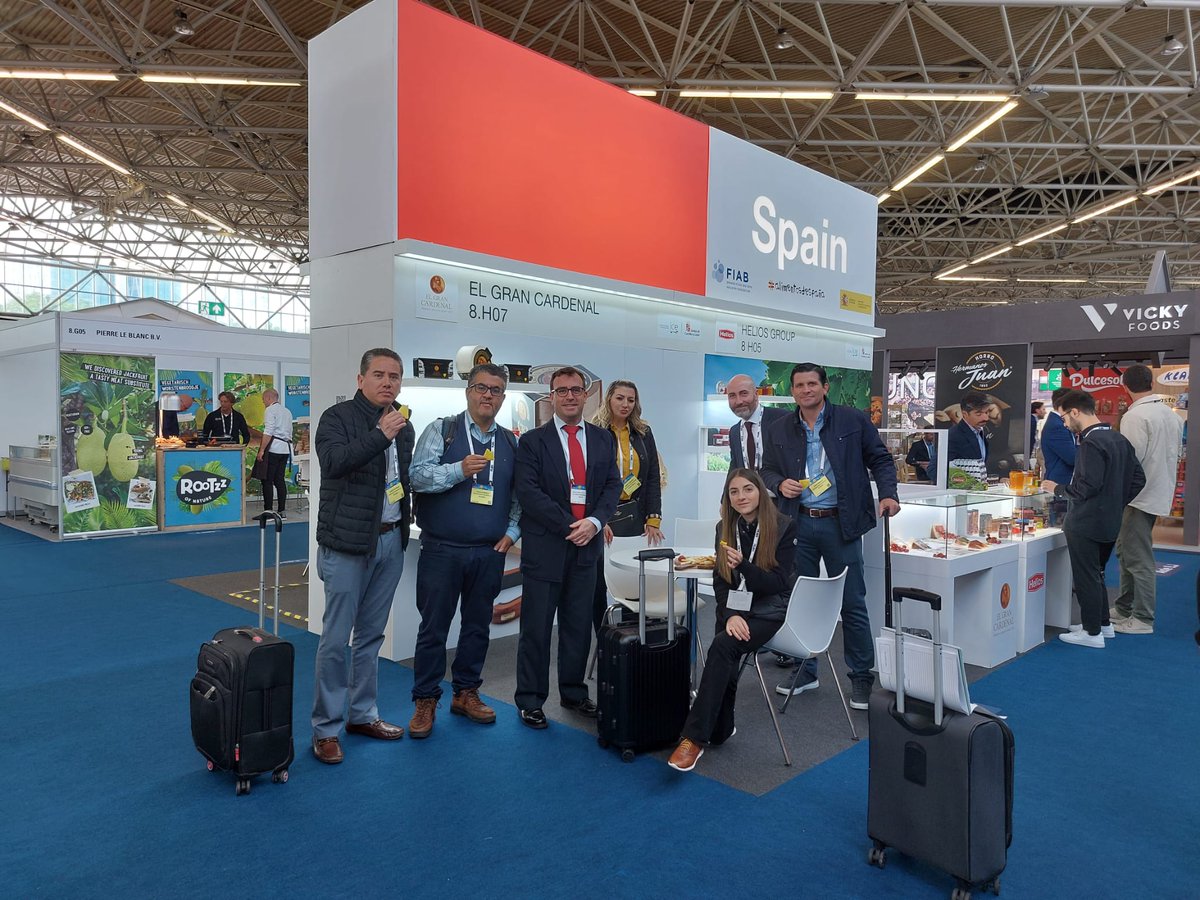 joaquinbuch's tweet image. #RaiAmsterdam
#PLMA 2023
#ElGranCardenal
Emocionante feria PLMA en Rai Ámsterdam con presentaciones y reuniones a clientes y amigos. Un sin parar!!