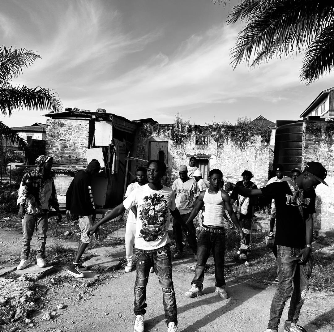 Yunger Vernna - Trenches Made Us  [ OUT NOW ] link below  ⬇️ 
linktr.ee/yungervernna  Please Stream And Share 🤲