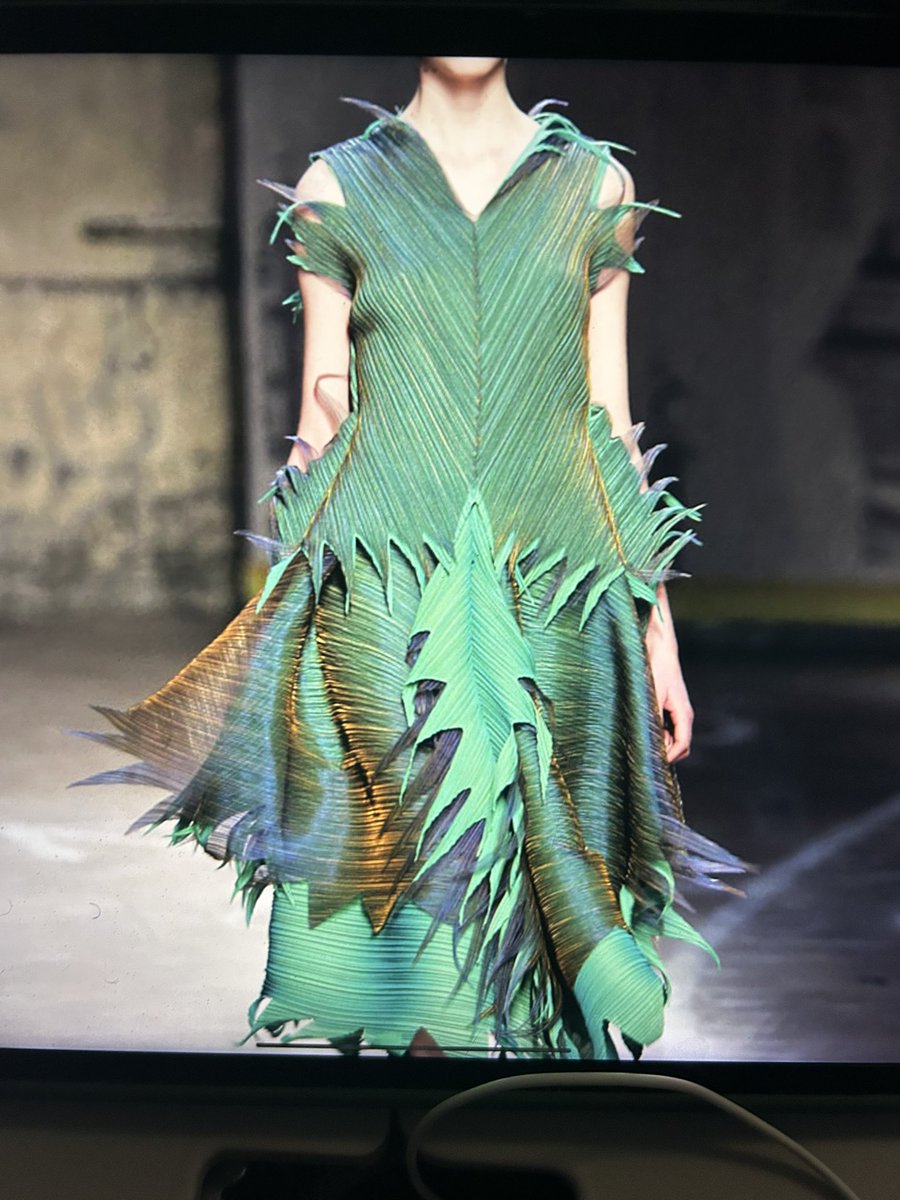 from japanese fashion designers book by bonnie english