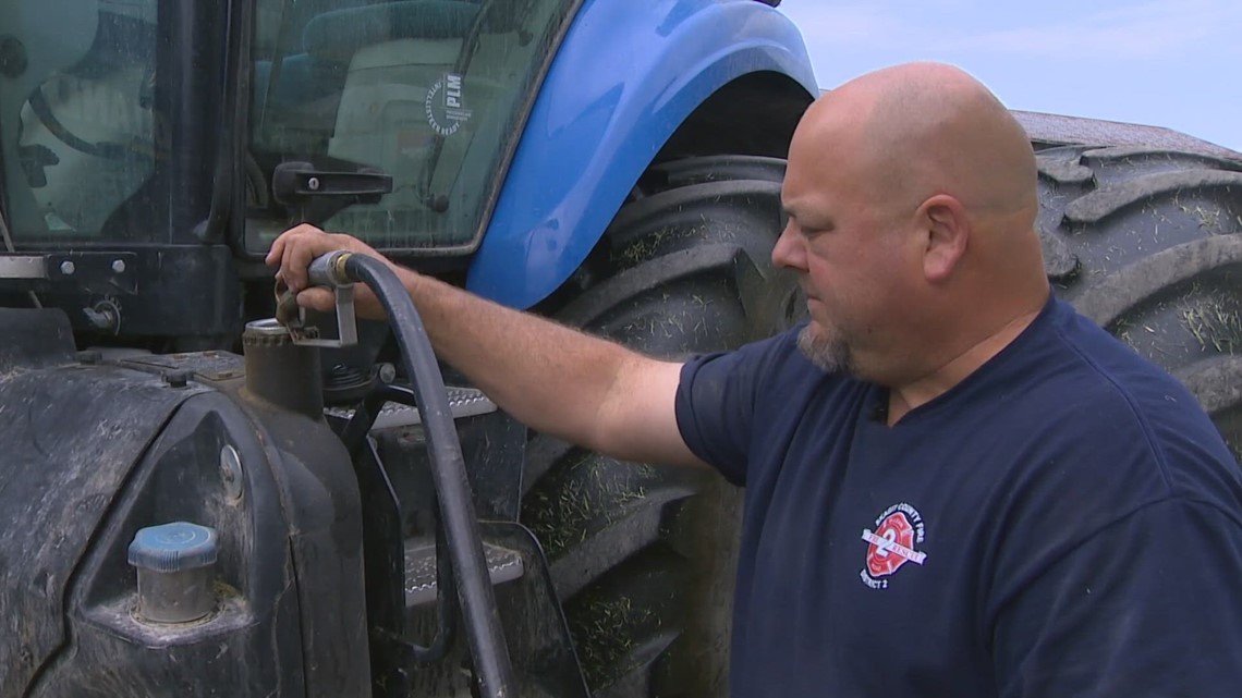savefarming's tweet photo. "A fuel surcharge from his supplier is costing the farm $400 to $500 per day. It's a fee Washington farms do not have to pay, but many are still being charged." https://t.co/RGZm0fW3f8 via@KING5Seattle
#waleg #fueltax #capandtrade #savefamilyfarming #pnw #climatecommittmentact https://t.co/jQgEBNVmvE