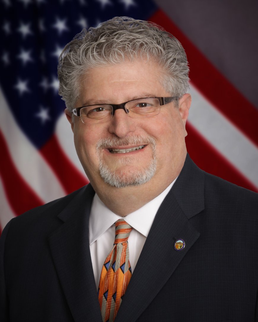 It is with deep sadness that the City shares the news of the passing of The Honorable Dr. Allan Bernstein on May 24th.  Dr. Bernstein, endearingly known as “Doc,” served on the Council from 2012- 2020, &amp; as Mayor in 2017 &amp; 2020. View the full statement @ 
tustinca.org/CivicAlerts.as…