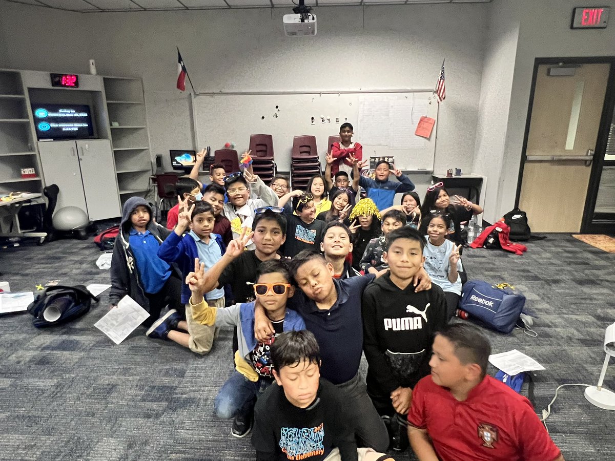 Elizabeth Muñoz tweet media