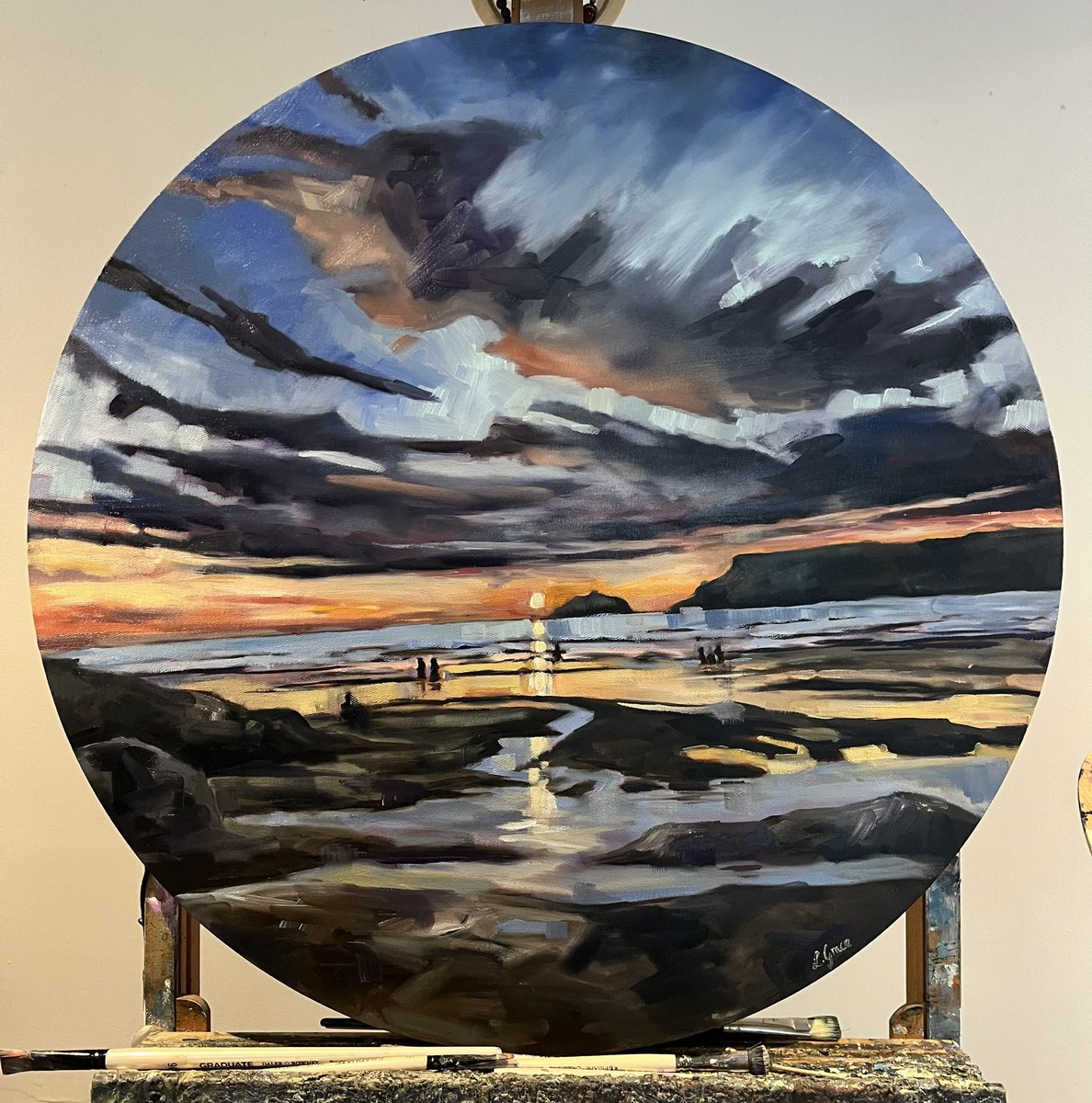 Polzeath porthole (60cm diameter) 

artbylauragrace.com

#Cornwall #cornishart #beach #sunset #impressionism #impressionist #art #oilpainting #emergingartist #contemporaryart #fineart #portholepainting #artforsale #oilpainter #oilpainting #artbylauragrace #oiloncanvas #coast