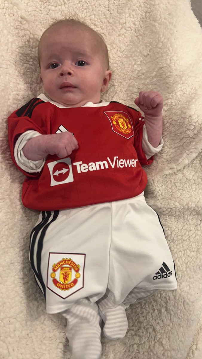 MarieOMarketing's tweet photo. Champions League ready 😍💪🏻 #TOP4 #MUFC #babyred https://t.co/g1PbDVQrGX