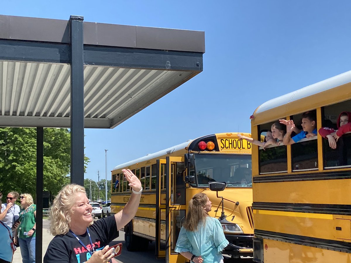 Beth Testa tweet media