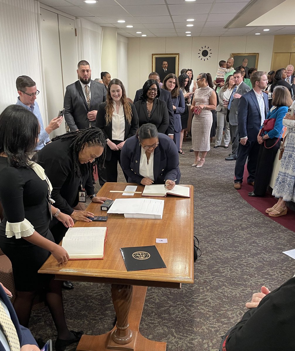 RushernLBaker's tweet photo. Today my daughter Aja was sworn in to the Maryland bar and is officially a lawyer! Her mother and I couldn’t be more proud 🥲❤️💐 https://t.co/OlAzW2DW6P