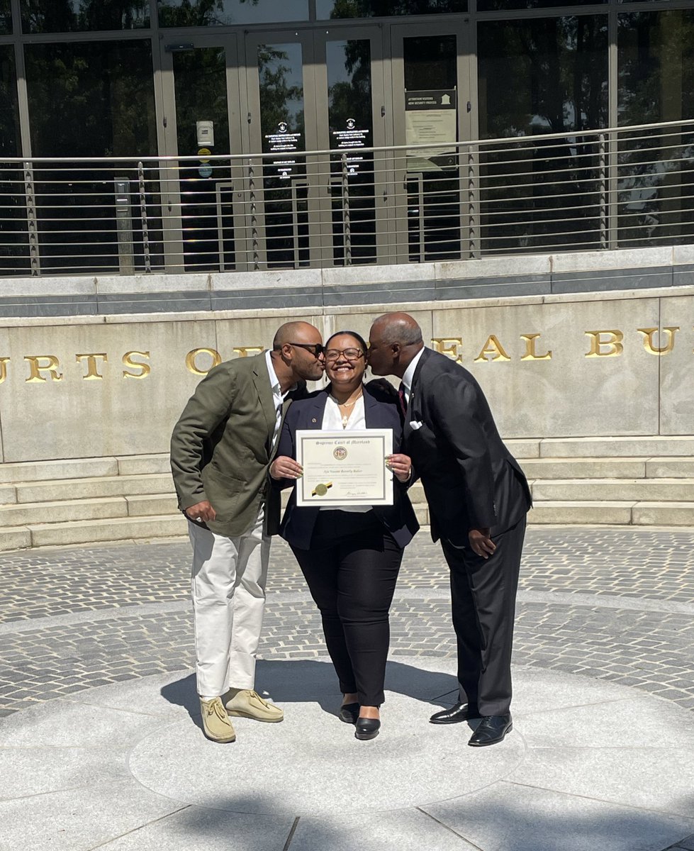 Rushbkr's tweet photo. Super proud of my little sis Aja Naomi Beverly Baker, Esq!!! 👏🏾👏🏾🙌🏾🙌🏾🎉🎊 https://t.co/IKZq1rzZyr