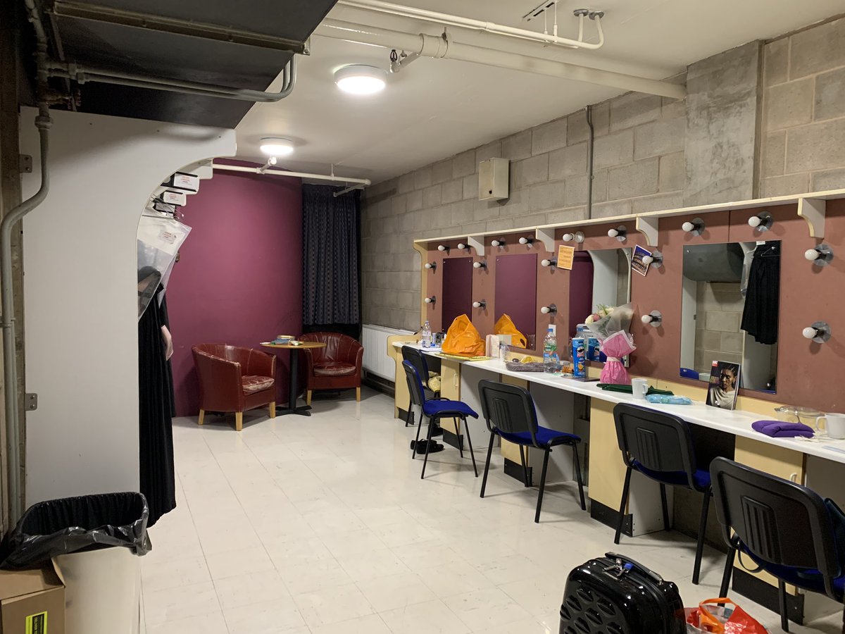 JCNottmChorus's tweet photo. And that’s a wrap. Our first 2-show day over. We’re now over halfway through our run 😢 The entire Company is just so kind and supportive, it will be a wrench to leave them in only 2 days time. #JuliusCaesar https://t.co/IV8TPuSMHj