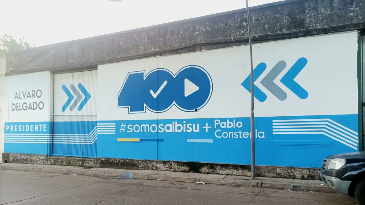 ConstenlaPablo's tweet photo. ¡El apoyo a @AlvaroDelgadoUy y @CarlosAlbisu sigue creciendo en Salto! 

Éste muro es más que una pintura, es una muestra del entusiasmo y el compromiso de nuestra @Lista400Salto por un futuro mejor.

¡Un candidato que representa la continuidad con innovación!
💪🇺🇾 https://t.co/CxvJ9jGplR