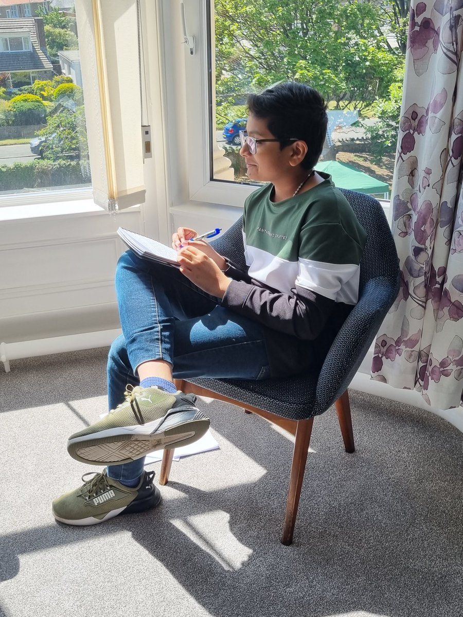 ChaplainLHS's tweet photo. 2nd day of @loretochorlton Pupil Chaplains residential retreat.  Such a privilege to be invited to join the @IbvmE community for Mass in their beautiful Chapel. And ofcourse Fr Innocent for the thought provoking homily &amp; prayers for our young people #firedUp #Gratitude #Loreto https://t.co/wkwVgcHNOe