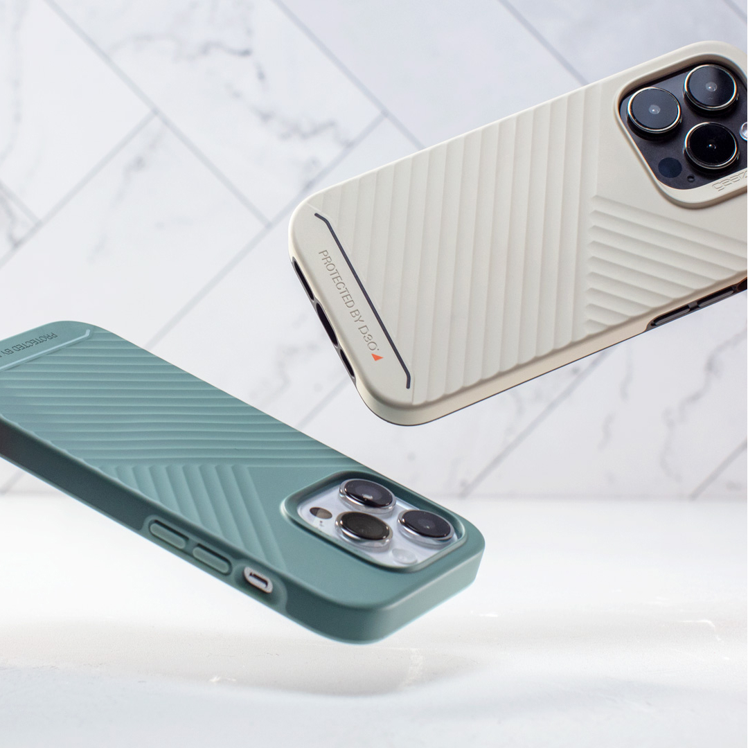 ZAGGdaily's tweet photo. No phone case? In THIS economy? We got you 👍
#PhoneCase #PhoneProtection #ScreenProtector #ZAGG #360Protection https://t.co/pjlsaJiLXf