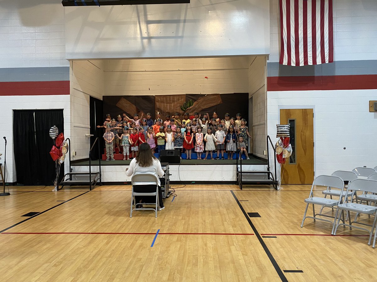 Cloud Springs Elementary tweet media