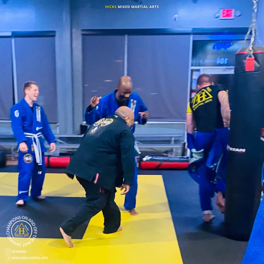 hicksmma's tweet photo. Come join us on this journey of self-improvement and growth. We're all here to support each other and grow together. We can't wait to welcome you into the family!  💪

Book your FREE VIP Tour now! https://t.co/YcdRehqJdC https://t.co/EeejM4wWzI