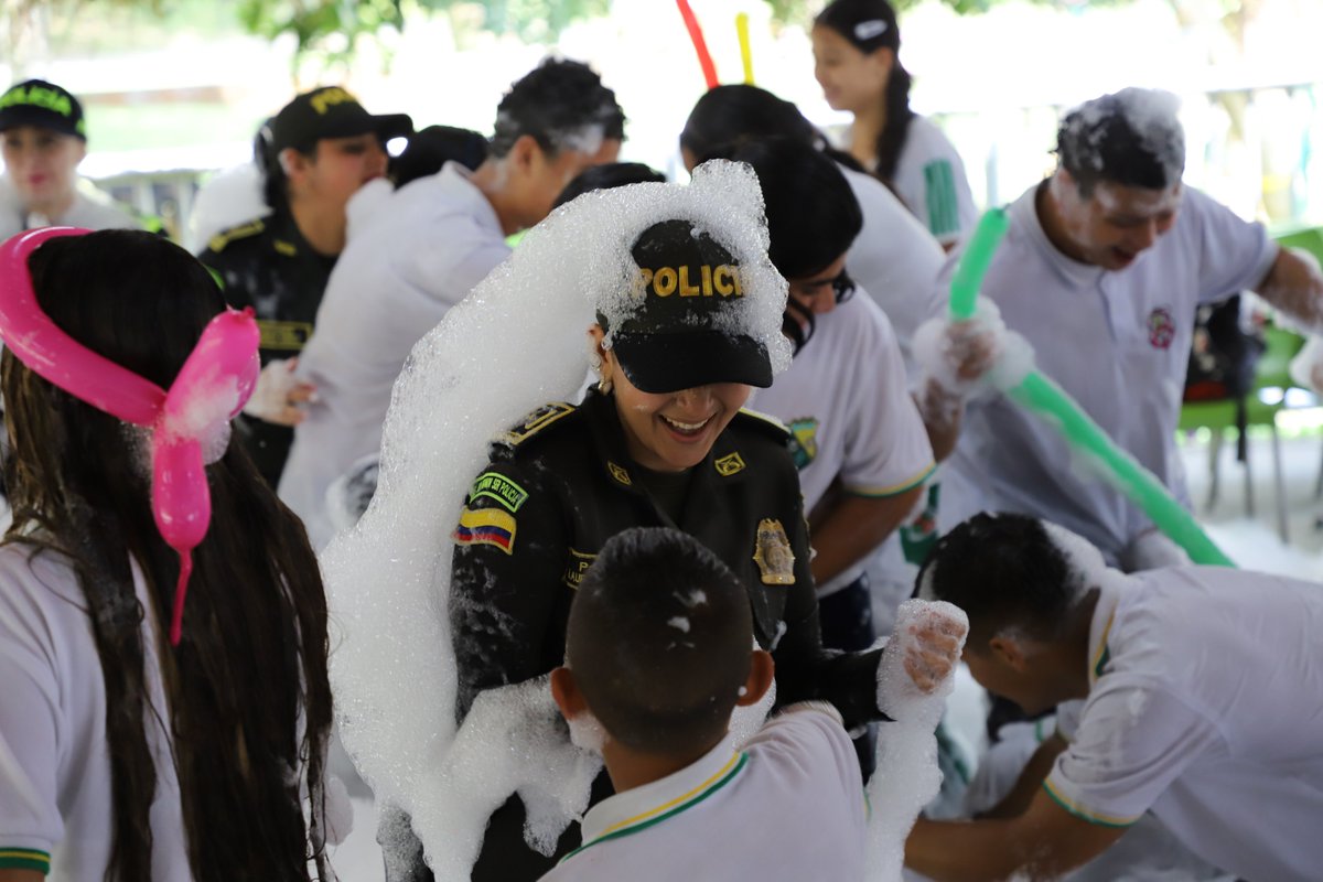 Departamento de Policía Caldas tweet media