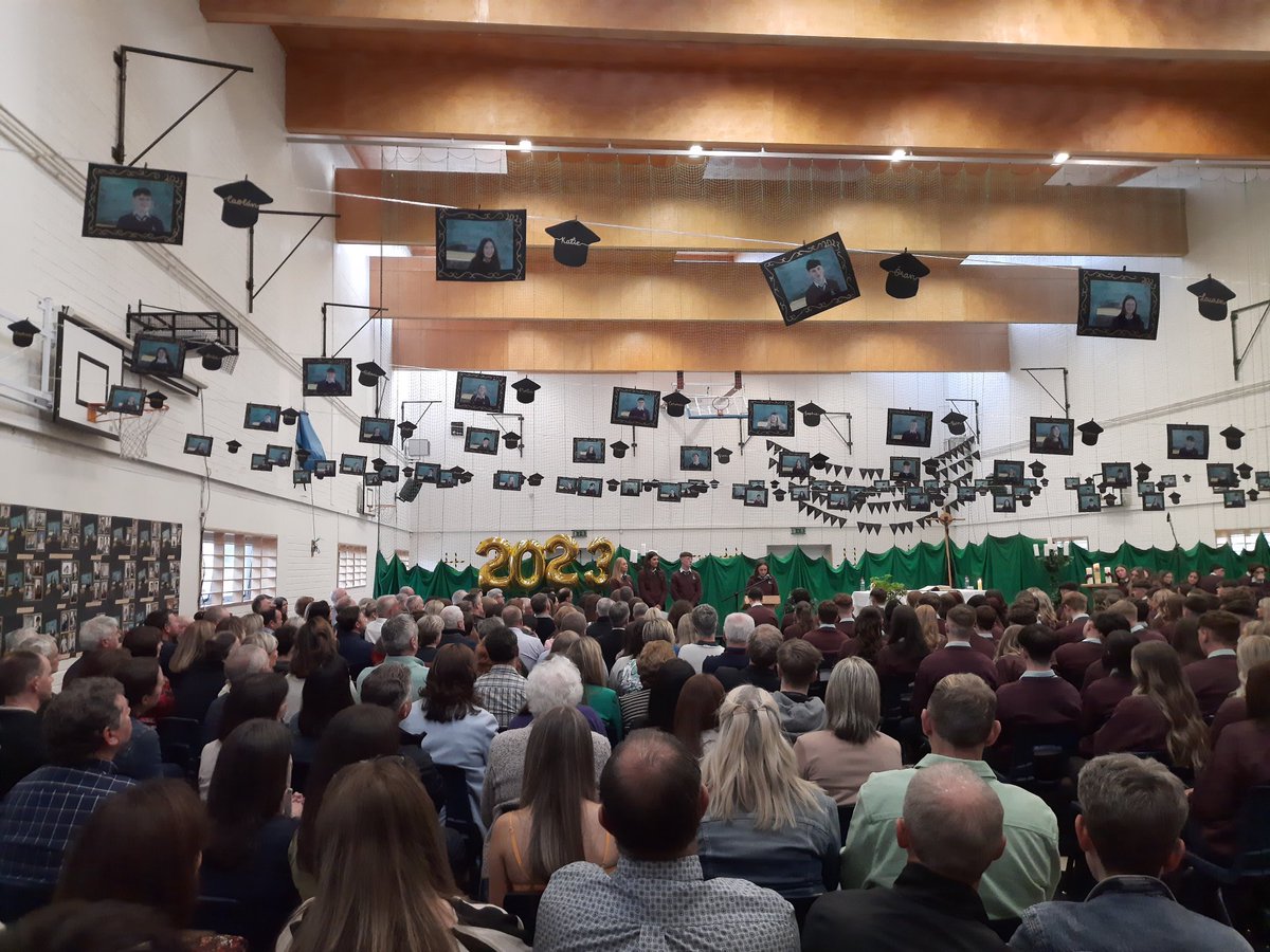 Thank you to everyone for making the Leaving Cert Graduation Mass very special and memorable. Thank you to Fr. Damien Nejad for concelebrating the mass. We wish all our Leaving Cert students the very best over the next few weeks.@ire_edu @accsirl