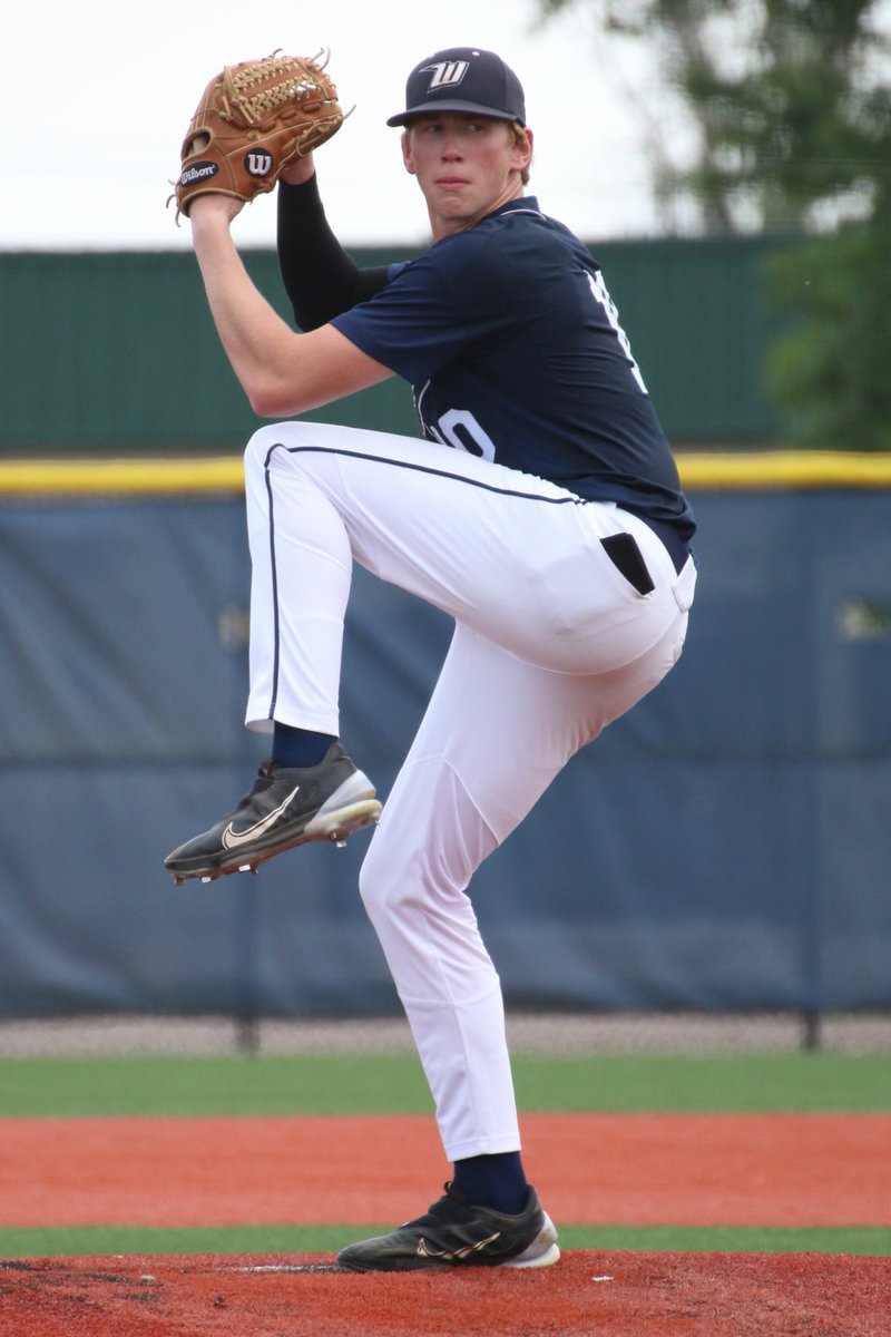 Junior season stats:

35 IP
3-0
3 SV (SV% - 100)
59 K
13 BB
14 H
4 ER
.80 ERA
.119 opp BAA

#ProspectsPlayHere @SpectsBaseball @LRCAbaseball @PBR_Arkansas @PG_Scouting  @KBoBaseballGuru @ProformanceLR