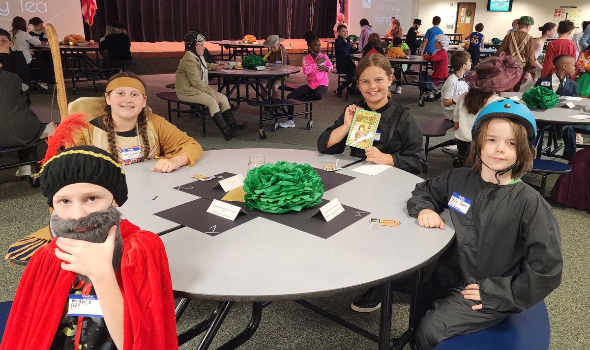 Miss Chapman tweet media