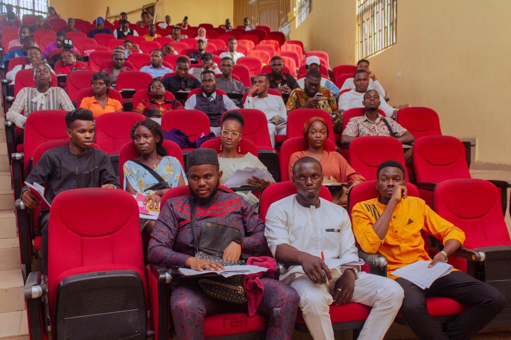 UnibenSUP's tweet photo. Uniting  for Progress: First Sitting of Parliamentarians, forging alliances for effective governance.

Celebrating a successful first business sitting of the 36th Assembly! 🎉✨ https://t.co/rayVKKOUMn