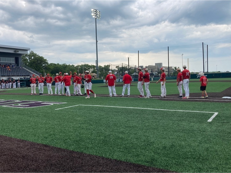 Cardinals_HHS's tweet photo. Game time! 3A state baseball  1st Round Hoisington vs. Humboldt https://t.co/Tk0XYXZx0C