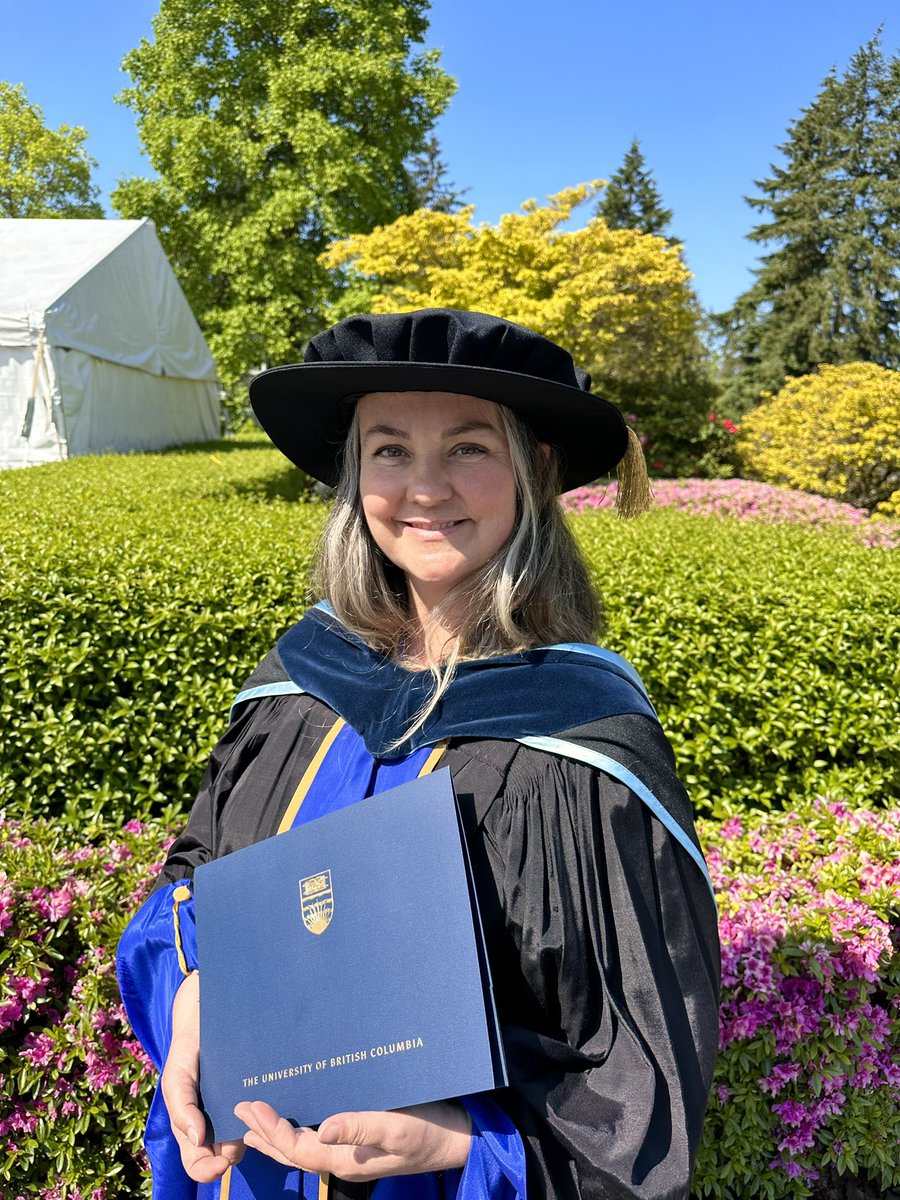 Crossed the stage at UBC with a Doctor of Education degree today. Am thinking fondly and gently of my young self - a poor teenage mom w/ 2 kids living in the Yukon. No high school diploma, no resources, no home, no ability to work, no future imagined.
Life. What a trip!
#ubcgrad