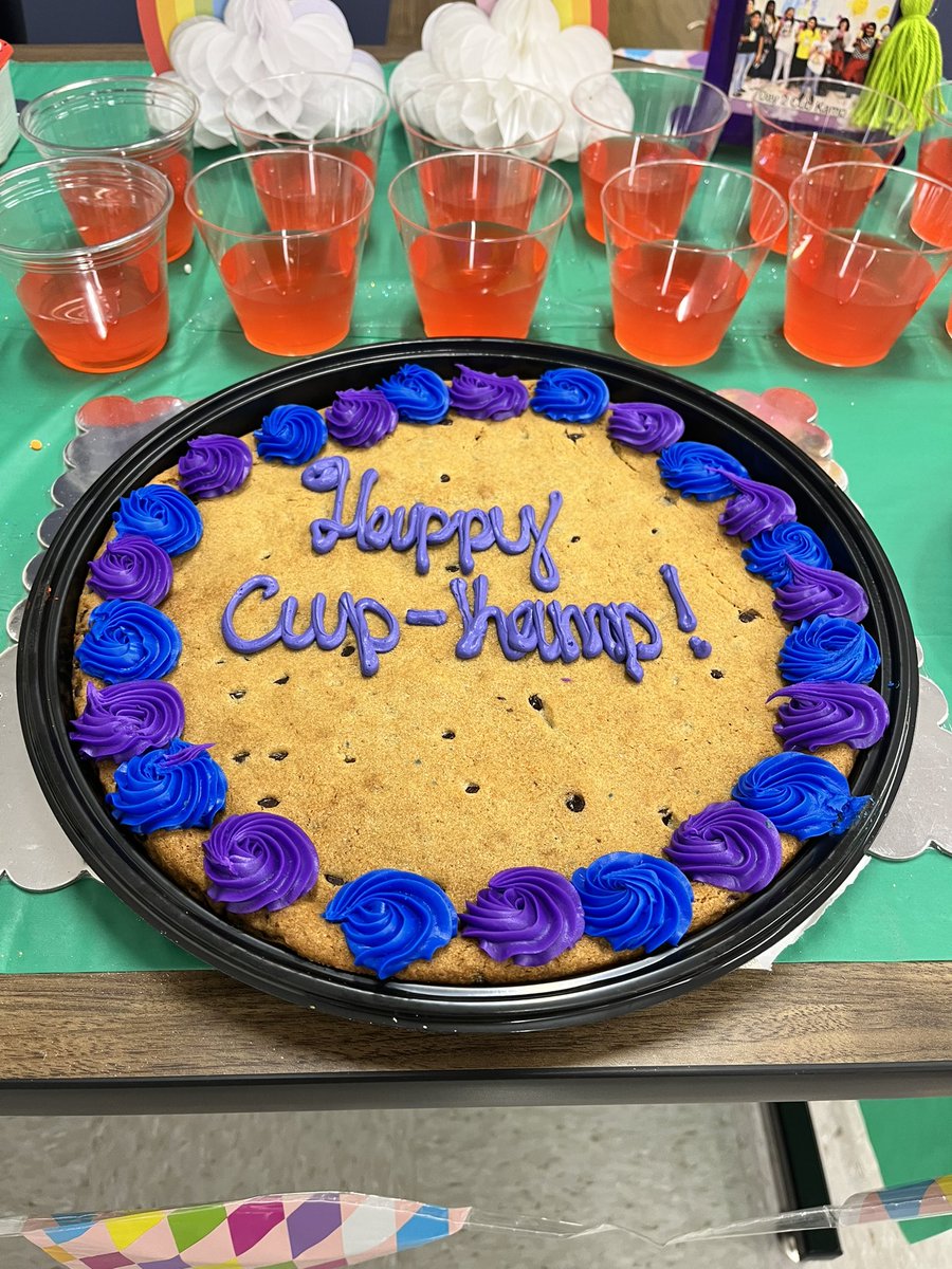 jessgarcia2021's tweet photo. Had the pleasure to meet some fantastic 5th grade ladies who are ready to conquer middle school! π€©We had fun making memorable crafts with items from home! #girlgoals
#cablecubs https://t.co/sdOstsRNMe