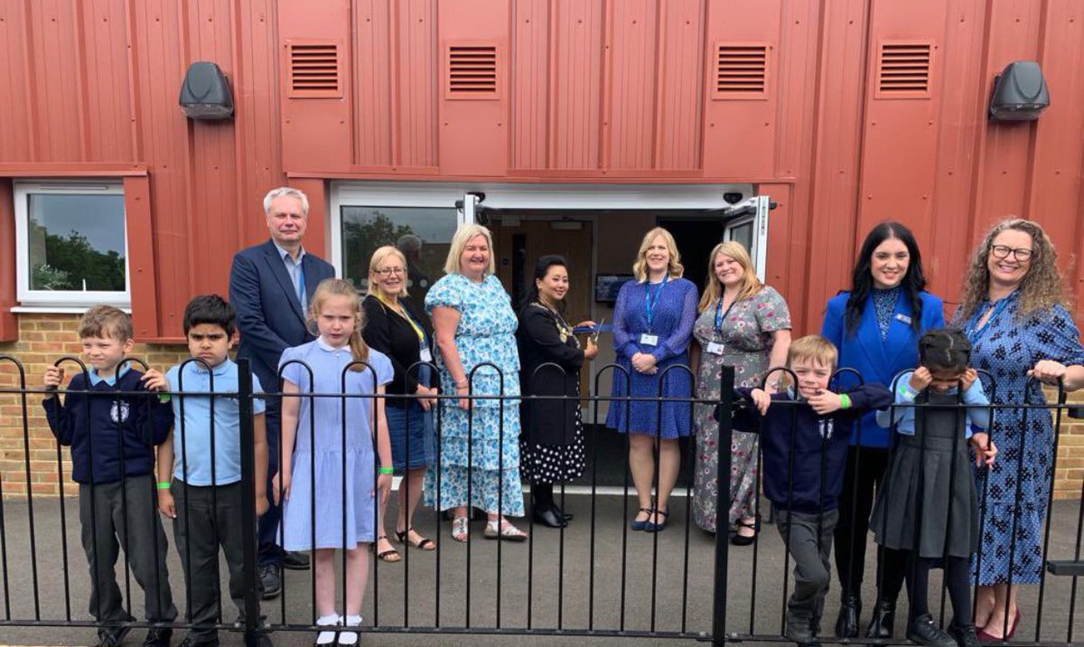 Absolutely delighted that my inaugural appointment as #MayorofMedway was to honour the passionate leaders, hard working staff members and committed families working together at the @TheMarlborough1 school to help children who have diagnosis of autism reach their full potential.
