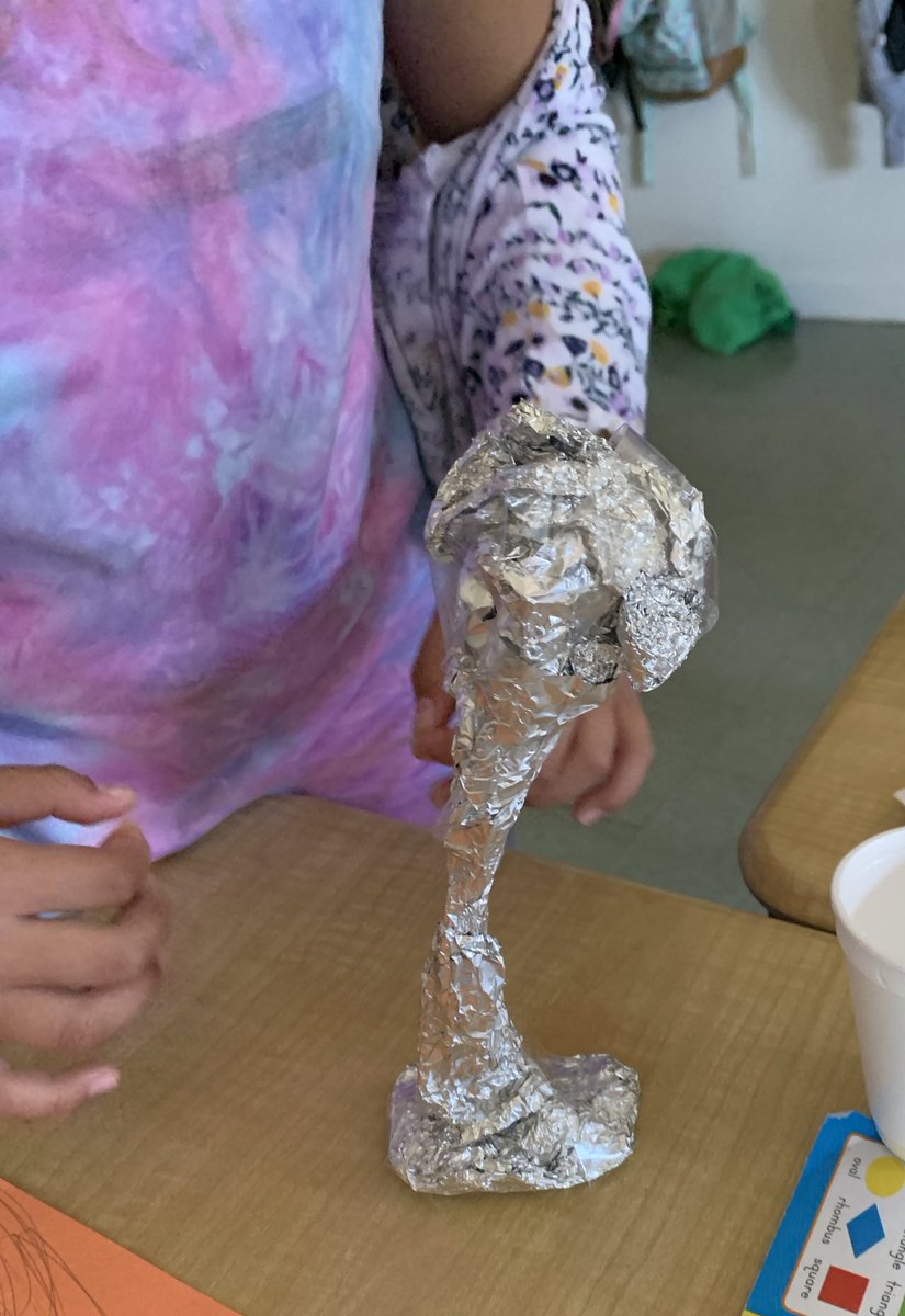 Ms_Izzard's tweet photo. Today we showed lots of smiles (and perseverance) as we created 3D sculptures using tinfoil! It was very exciting when a structure was able to stand on it’s own. 🤩

Thank you to the Grade 1 class for coming to see and celebrate our awesome art! @BurleighHillPS https://t.co/MylDZ9l4hN
