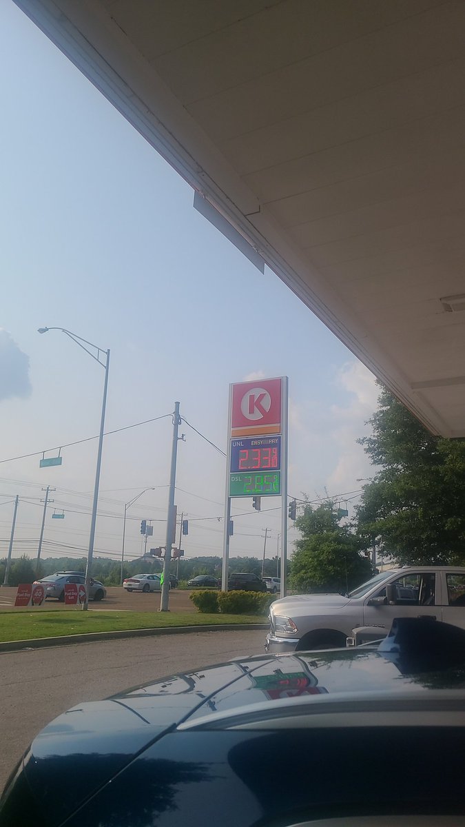 #memphis #circlek #fuelUp 40 cents off today.