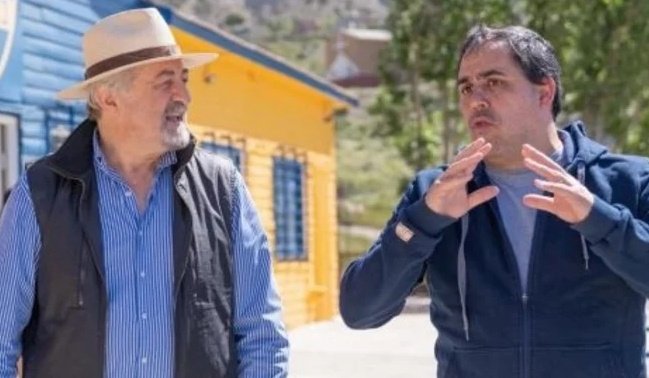 Quiero felicitar y dar todo mi acompañamiento a la fórmula que conforman <a href="/otharmach/">Othar Macharashvili 🤠</a> y <a href="/maxsampaoli/">max sampaoli</a>
Ellos nos va a garantizar seguir creciendo y apuntalando este proyecto que le devolvió a la ciudad de Comodoro Rivadavia todo su impronta!