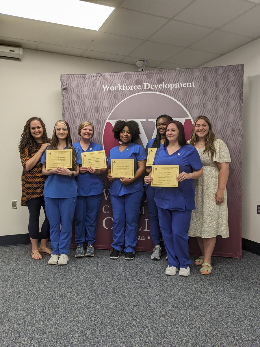 KeciaForehand's tweet photo. Back to back graduations this week! Wallace Workforce has been busy! Congratulations to our Eye Care Assistant and Dental Assisting graduates! What an accomplishment!! We are proud of you all!!!! @ACCS_Education @sealaworks @wccdothan @WFDWallace https://t.co/GwyCYRicN1