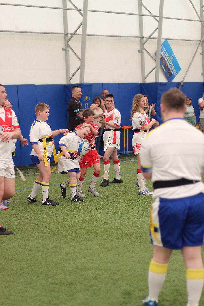 Sunday was @WWRLFoundation turn to host our LDRL festival and what a day it was! A great day where all 3 teams showed teamwork, skills and hard work to play in the heat!! So proud of everyone 💛💙

Next up … MAGIC WEEKEND

@ComIntCare 
@LDSuperLeague