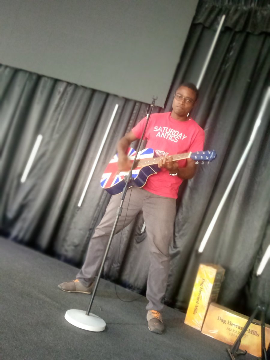 Iyke Perry tweet media