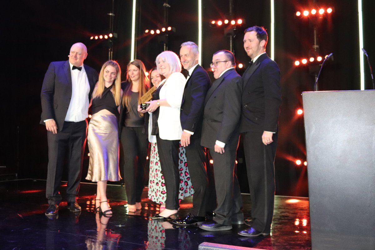 crownagents's tweet photo. We are so excited to have won the Supply Chain Initiative Award at the World Procurement Awards tonight for our Ukraine Emergency response! @ProcurementLDRS https://t.co/mw1WZfFA1C
