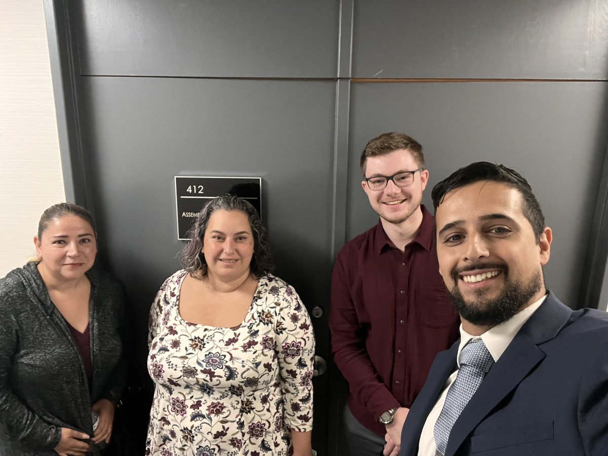 In-District visits today! Ensuring we’re in the best shape before we head to the floor✊🏼

#DemocracyNeedsEveryone #YesonACA4