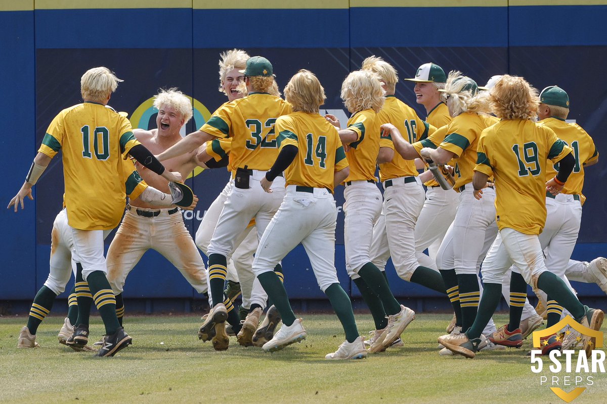 CATHOLIC WINS CHAMPIONSHIP
Coverage presented by <a href="/KOCortho/">Knoxville Orthopaedic Clinic</a> 

When you’re responsible for the walk-off, Championship-winning hit, it’s ok to peel off the jersey and celebrate. 

Go inside Catholic’s 4-3 dramatic win in the DII-AA title game.

FREE READ ▶️ 5starpreps.com/articles/ian-h…