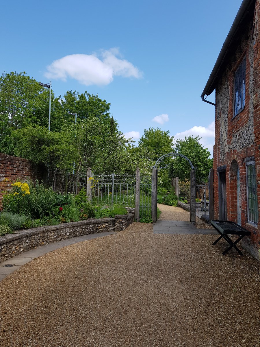 KingJohnsHouse's tweet photo. Amazing to think that this tranquil place, this beautiful garden was once #ChurchCourtRomsey home to some of the poorest in #Romsey. Our story starts here a little over 130 years ago. Find out more, take the tour #SeeForCenturies. More #History, more #Heritage, @moreTestValley https://t.co/UKqga4btLm