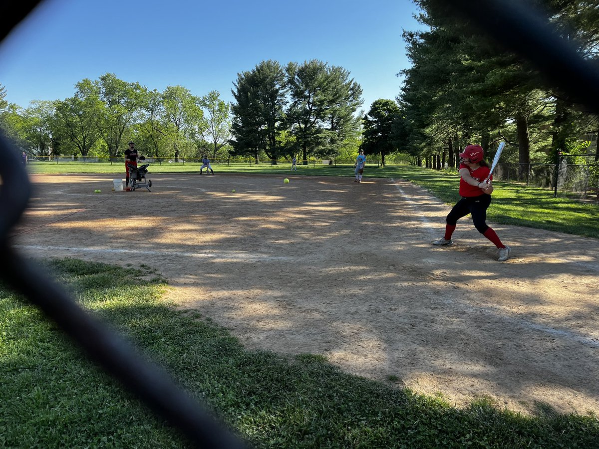 DHSLionSoftball's tweet photo. Second to last practice before the state championship! Feeling good, playing loose. #fillthebucket #statechampionship @DulaneyHigh @Dulaney_Lions @BCPSAthletics @BCPSSportsScene https://t.co/i1Zh39P6np