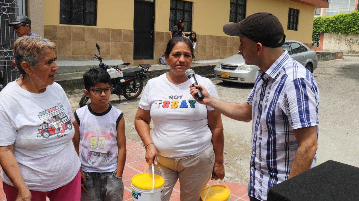 Una mañana de entretenimiento, cultura y diversión vivieron los habitantes del barrio Gaitán 📍, comuna Tres de Ibagué, durante la realización de la XV Feria Comunicativa Barrial, el pasado jueves 18 de mayo 📆.

Lee la nota completa aquí bit.ly/430ejJc 👈