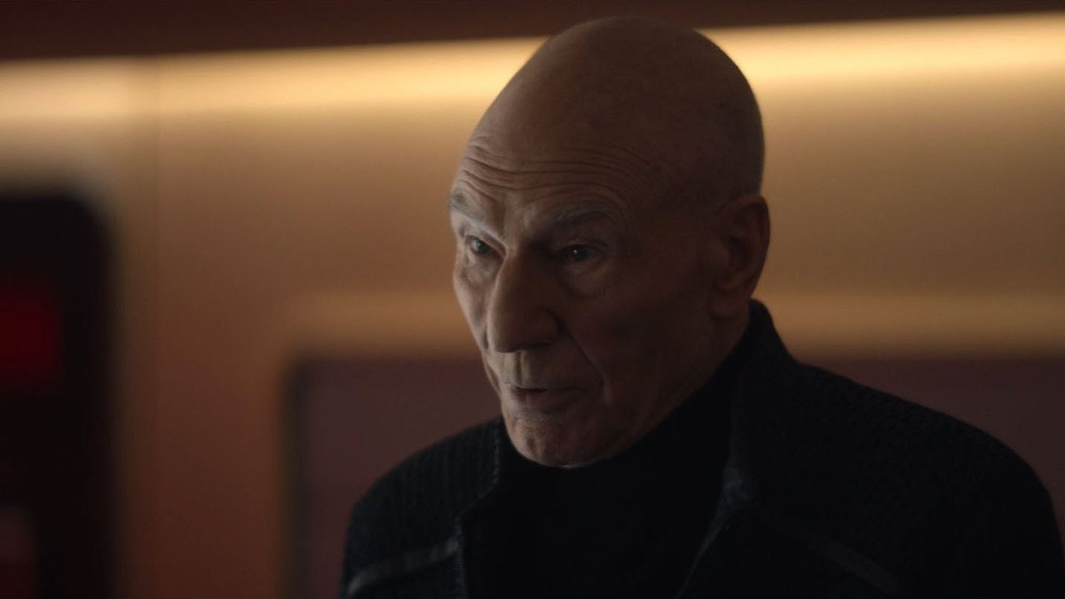 Overlooked with Worf's line afterwards, but Beverly's expression when Picard says, 'You've brought him this far, let me bring him home' is 🥲 #startrekpicard