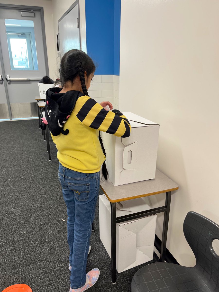 Grade 4 Hugh A. Bennett CBE tweet media