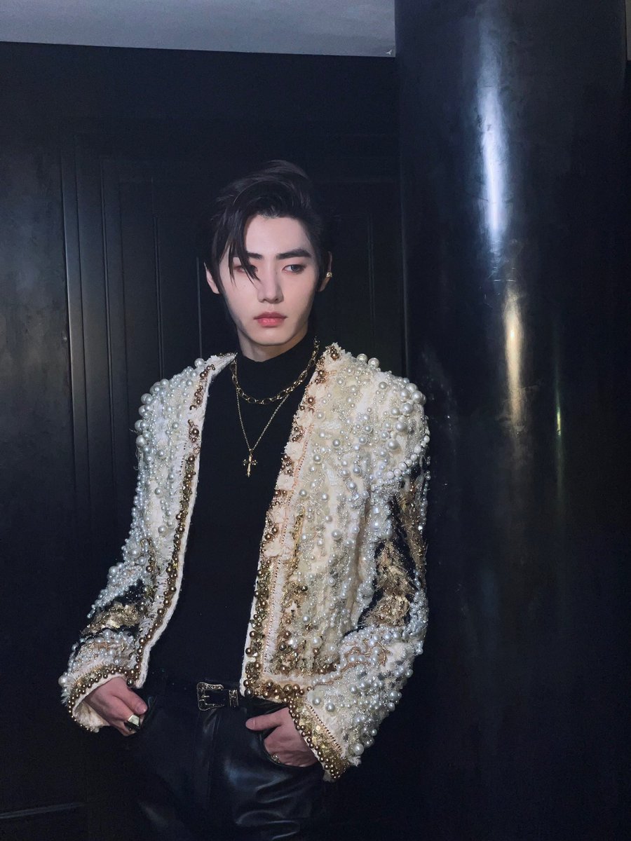 coldmemoris's tweet photo. Bite me🩸 https://t.co/BRModZAnGB