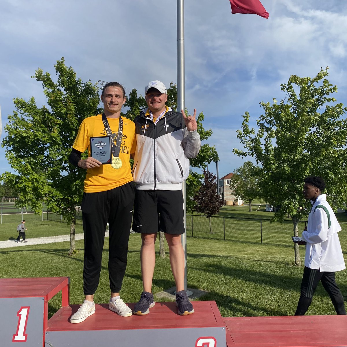 Kansas Wesleyan Track/XC 🐺 tweet media