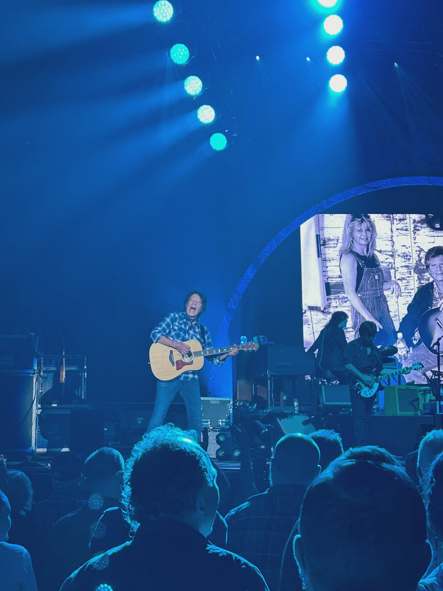 Danny Aspinall tweet media