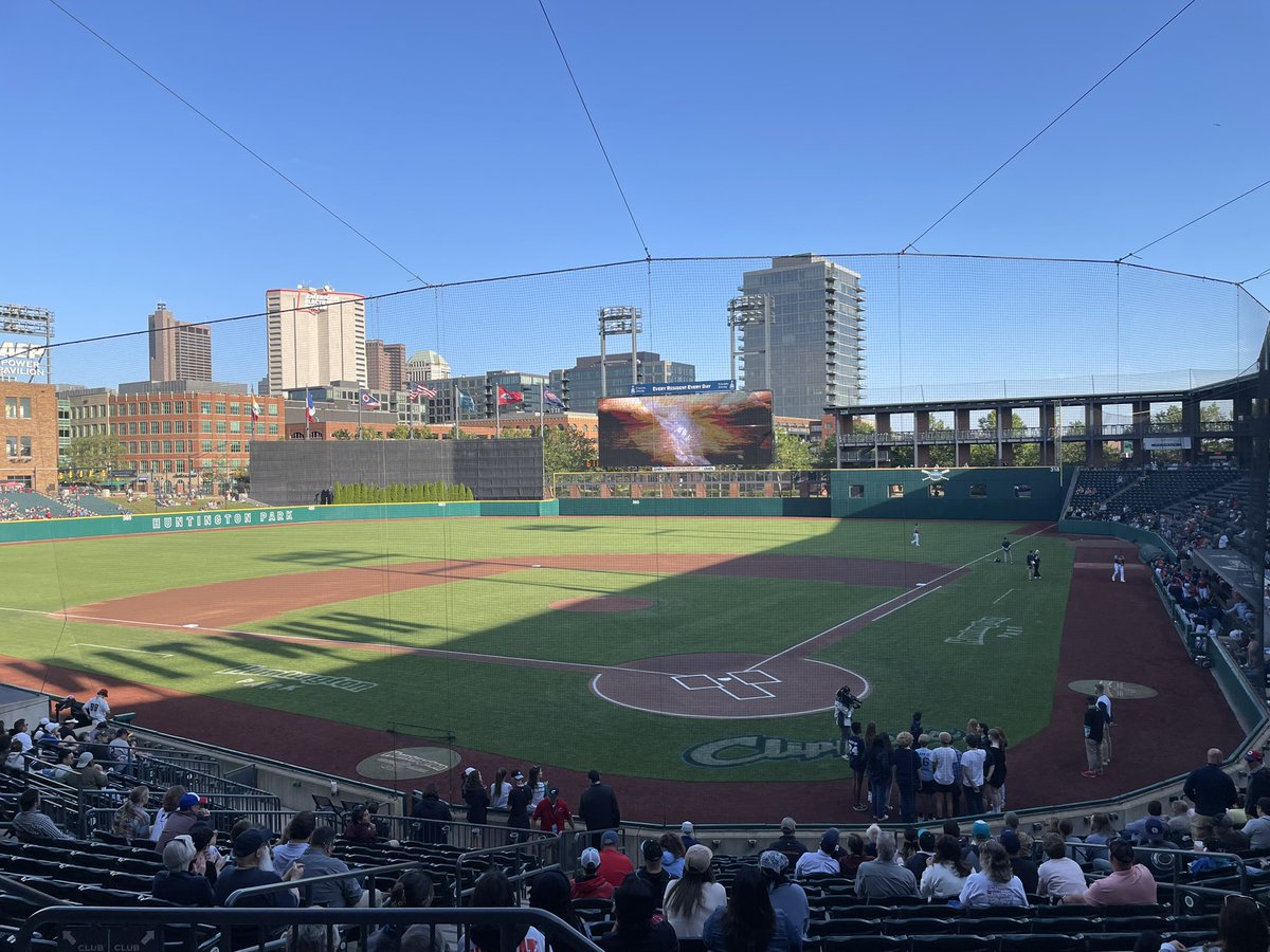 Let’s play ball! @CLBClippers #ThisShipRocks #Valeros