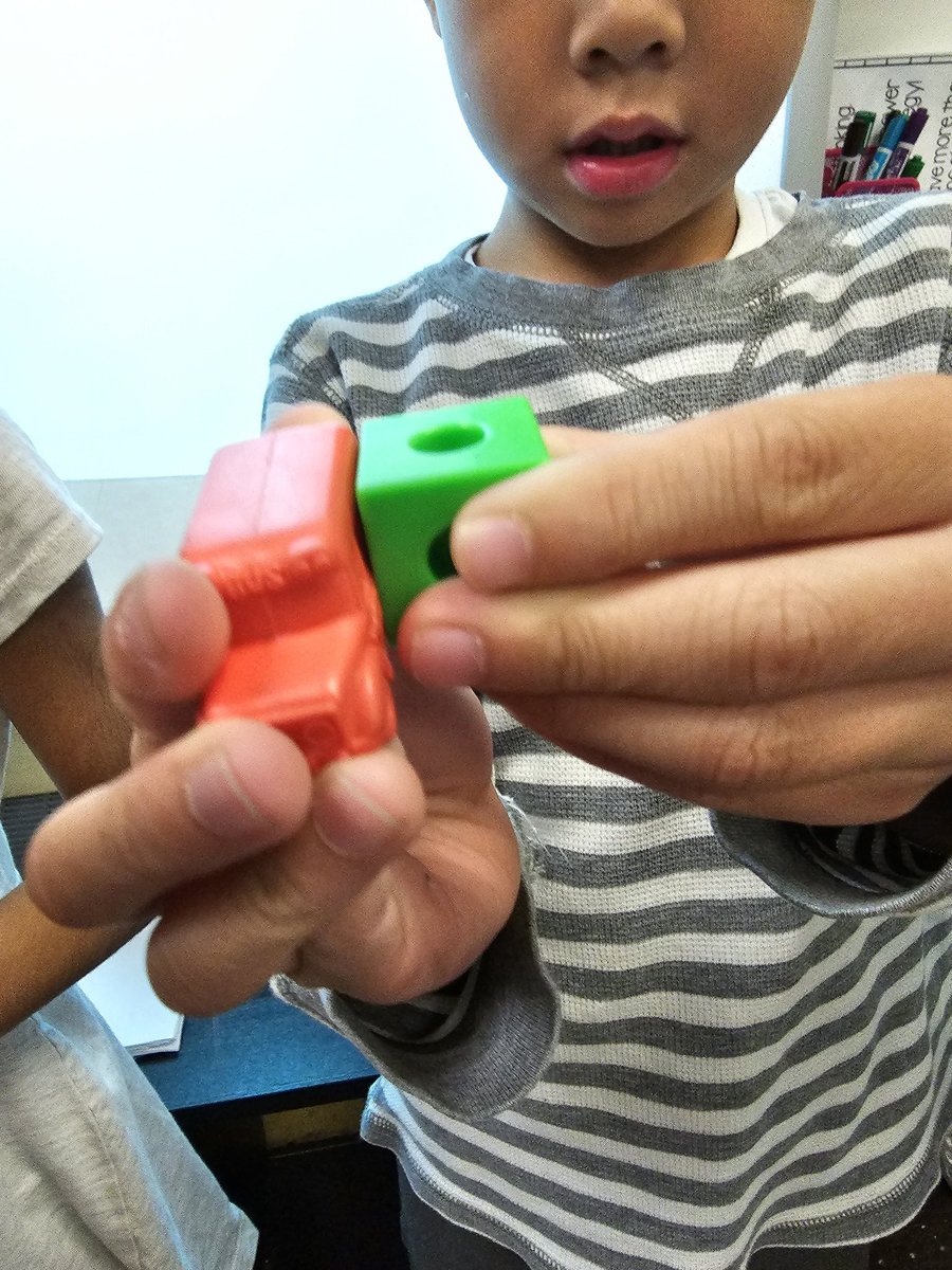 Mrs. Leung-Chow's Grade 1 Class tweet media